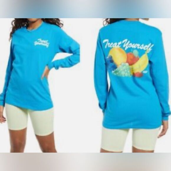 petals and pracocks Tops - NWT Petals and Peacocks LS Tshirt. Small